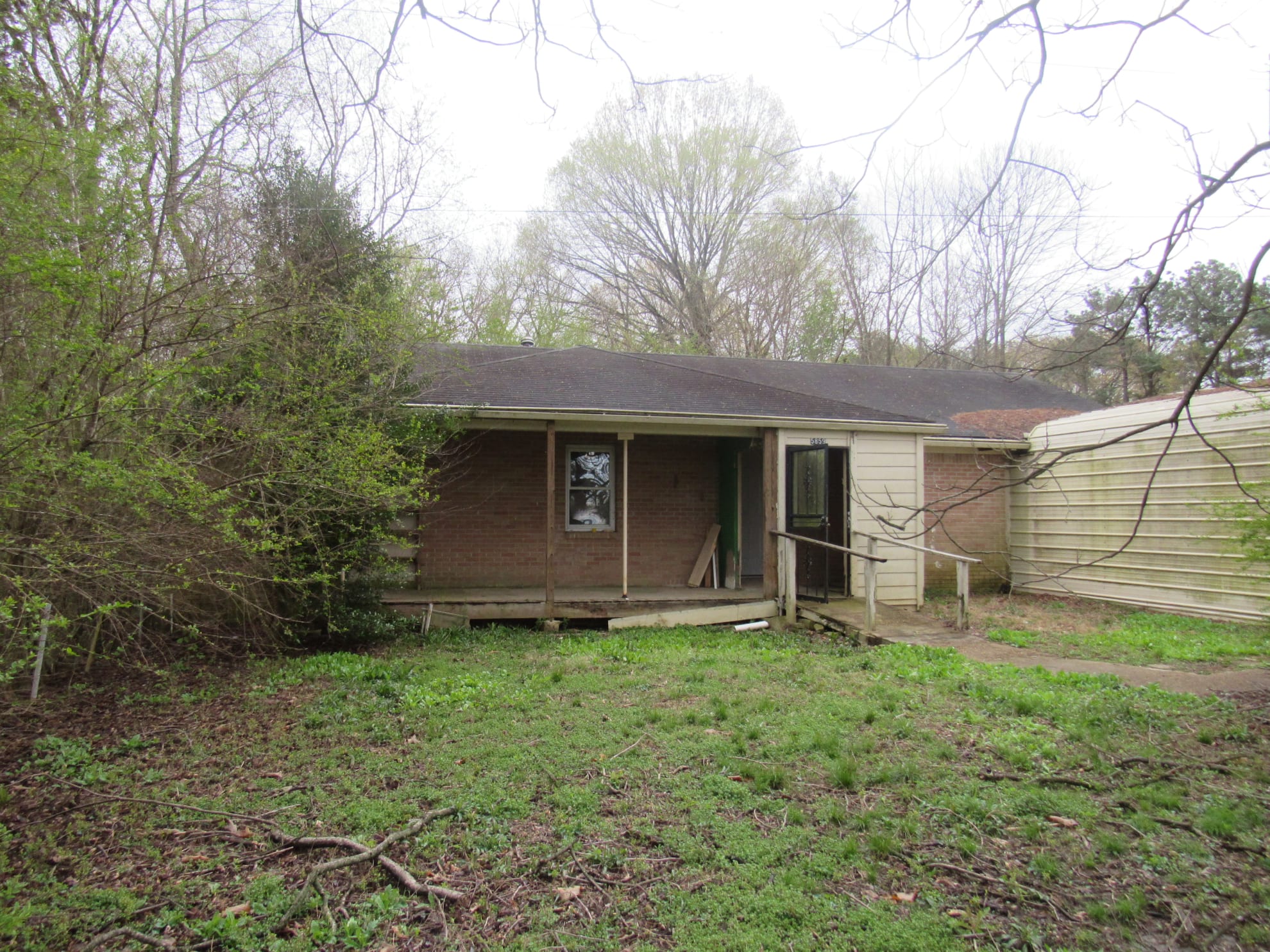 5859 Days Rd, Lake Cormorant, MS 38641 SparkOffer